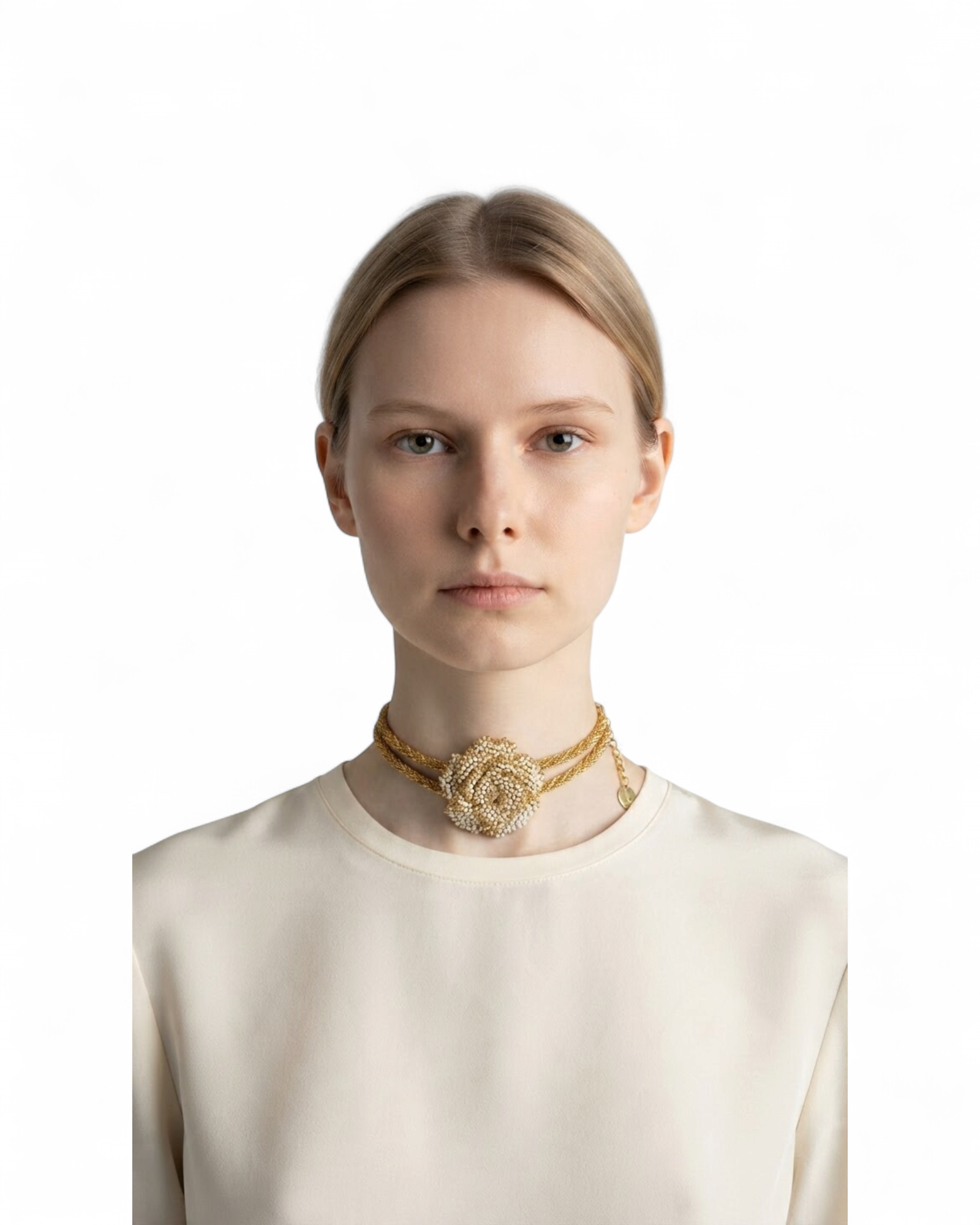 SILVIA CHOCKER MODEL